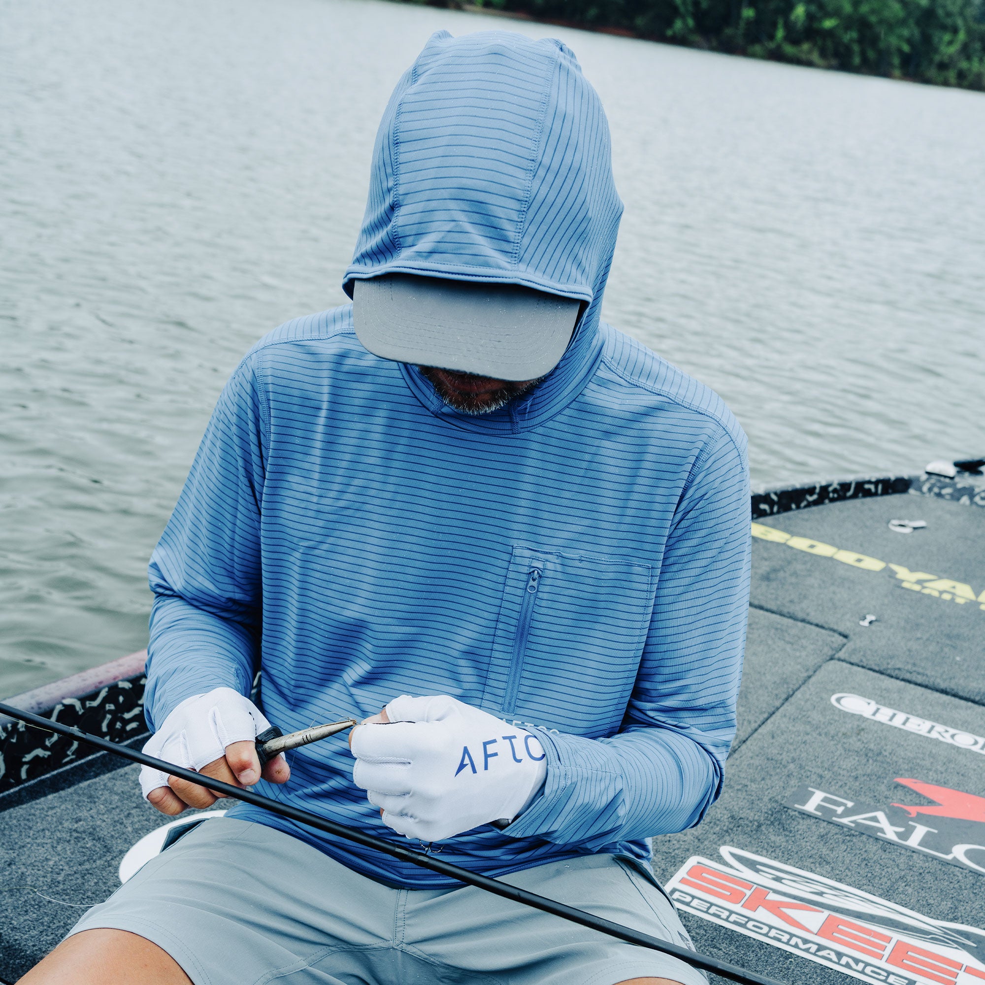 Channel Hooded Performance Shirt - Image 15