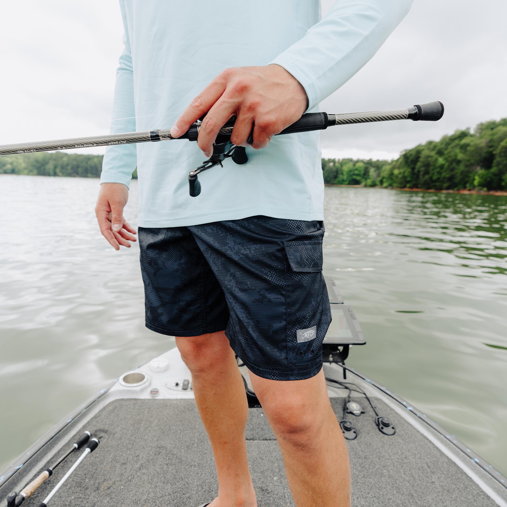 Deckhand Camo Shorts - Image 12