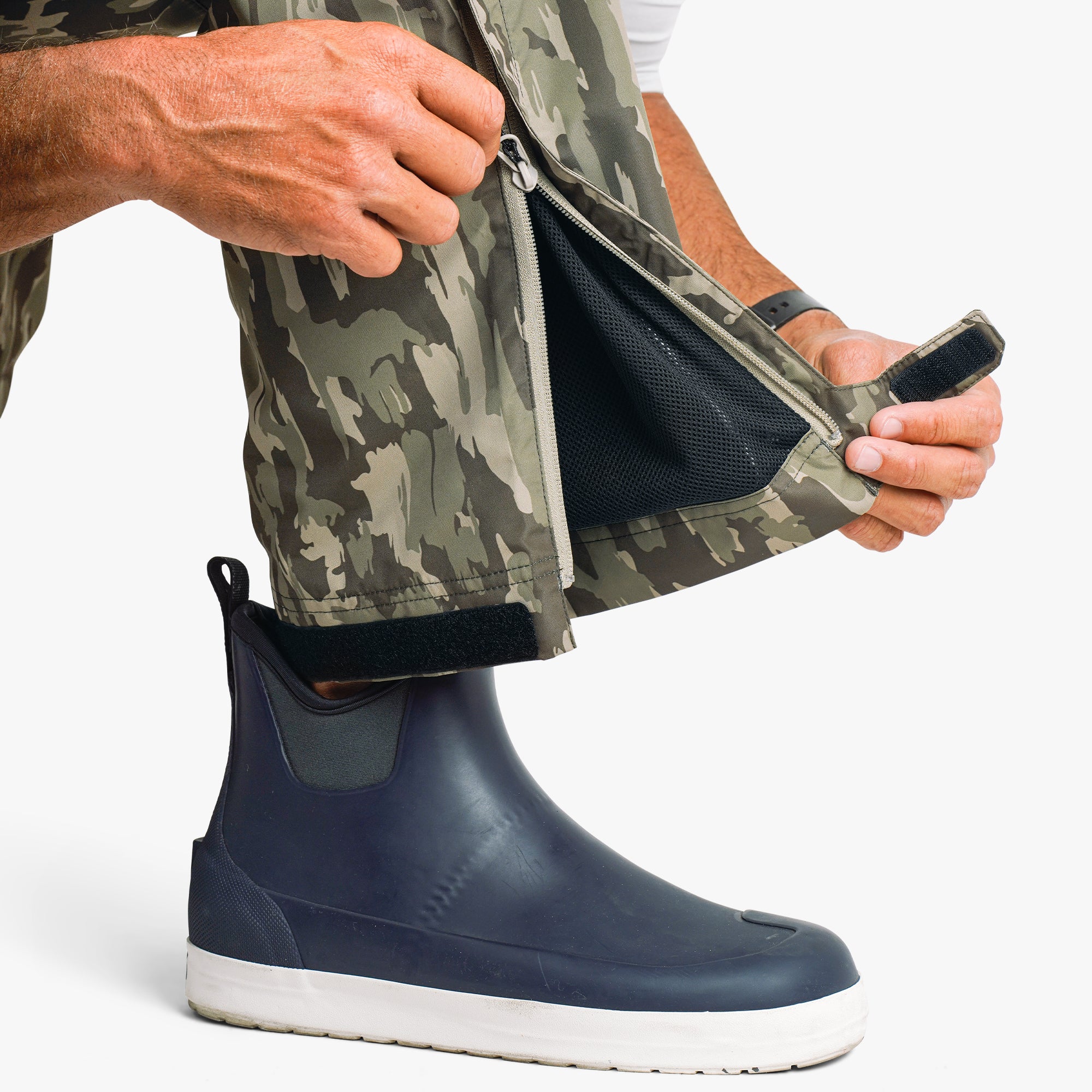 Crossing Pullover Camo Pants - Image 12