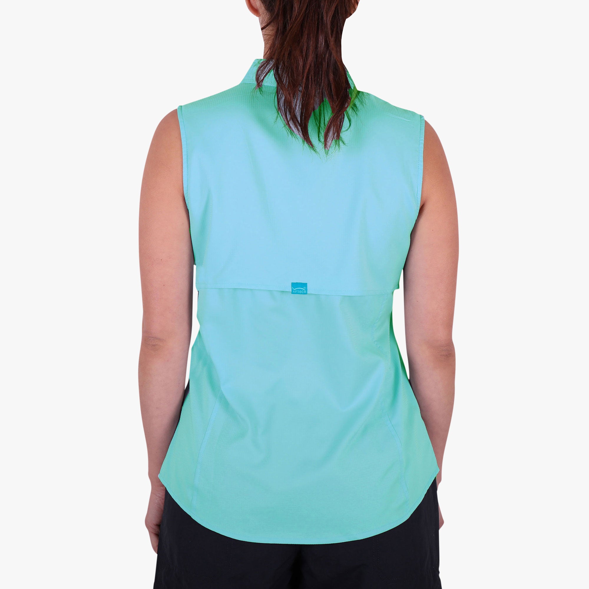 Women's Wrangle Sleeveless Vented Fishing Shirt - Image 3